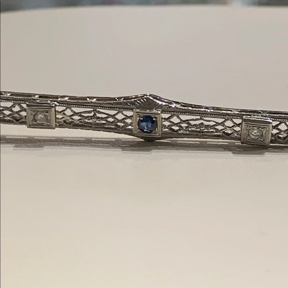 Edwardian Art Deco Antique 14K White Gold Bar Pin with Sapphire and Diamonds - Picture 3 of 7